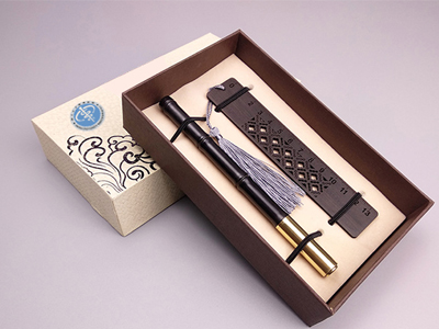 還在為會(huì)議紀(jì)念禮品而煩擾嗎？看完以下推薦包你有用。
