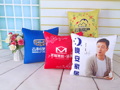汽車店搞活動促銷，什么樣的促銷禮品更適合車主呢？